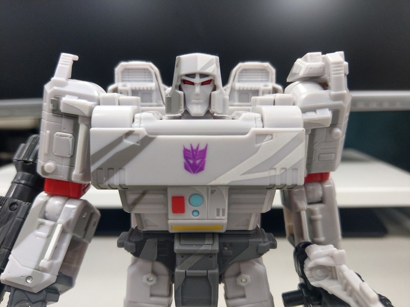 Transformers Siege Megatron Classic Animation Version Gallery 09 (9 of 22)